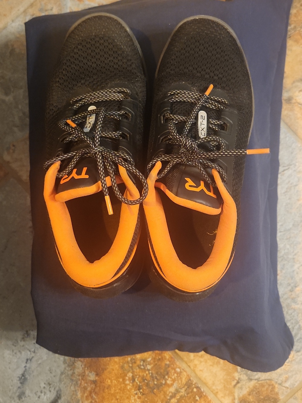 TYR CXT-2 Trainer - Picture 3 of 4
